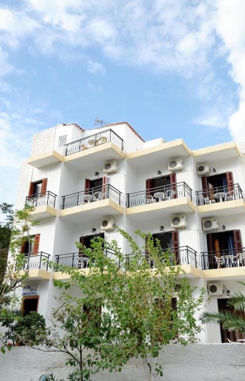 Hotel Rena Ágios Kírykos Dış mekan fotoğraf